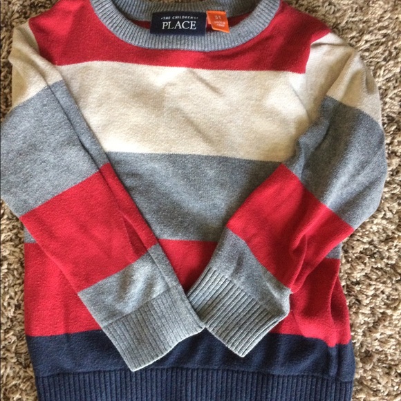 3t sweaters used - Picture 4 of 4